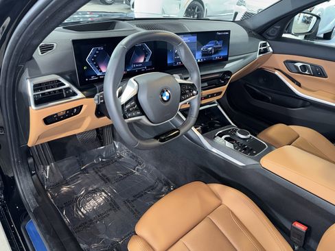 Certified 2025 BMW 330i Sedan w/ Premium Package image 20