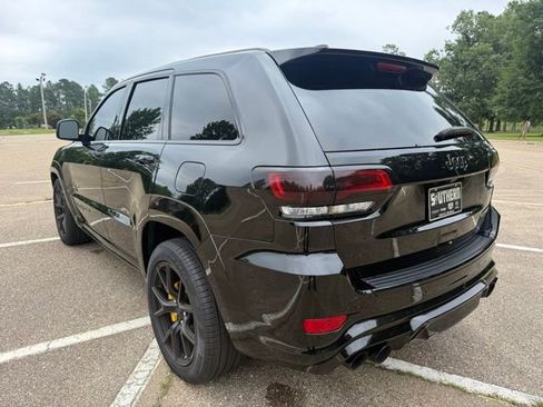 Used 2021 Jeep Grand Cherokee Trackhawk AWD/4WD image 3