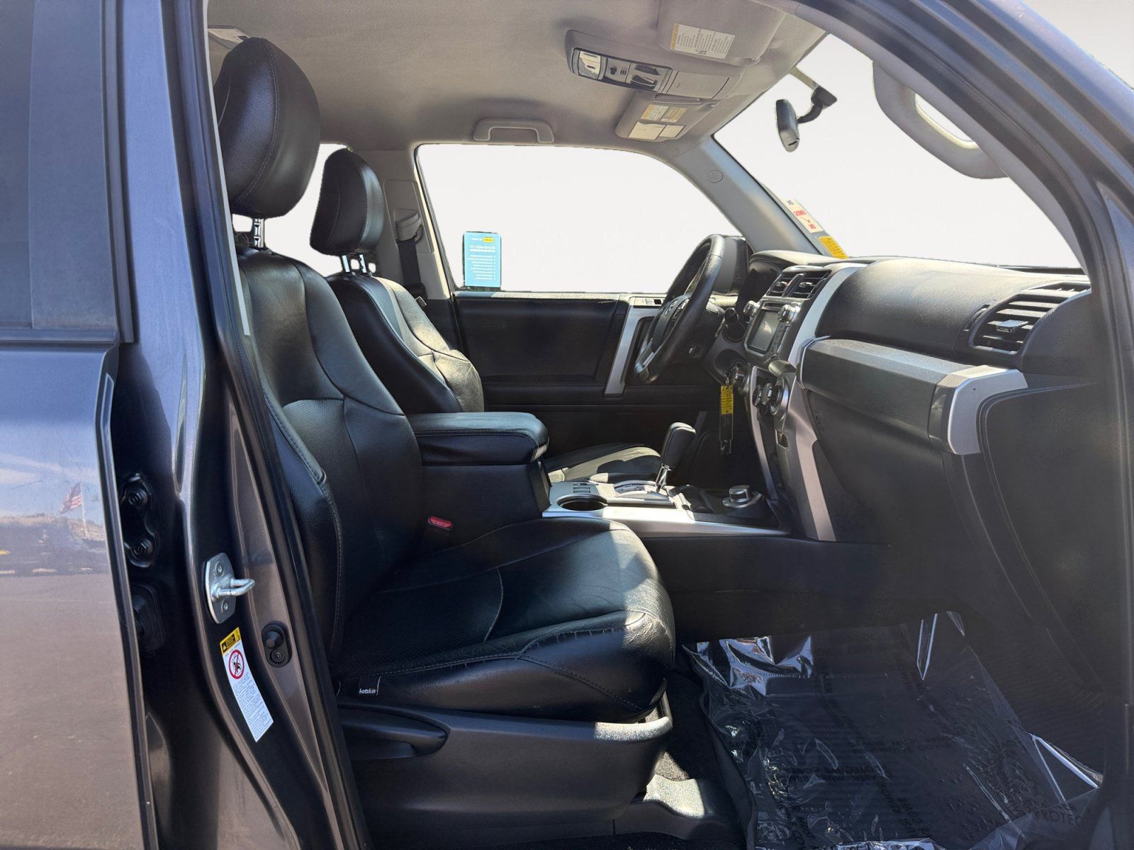 Used 2018 Toyota 4Runner SR5 w/ Wilderness Package AWD/4WD image 19