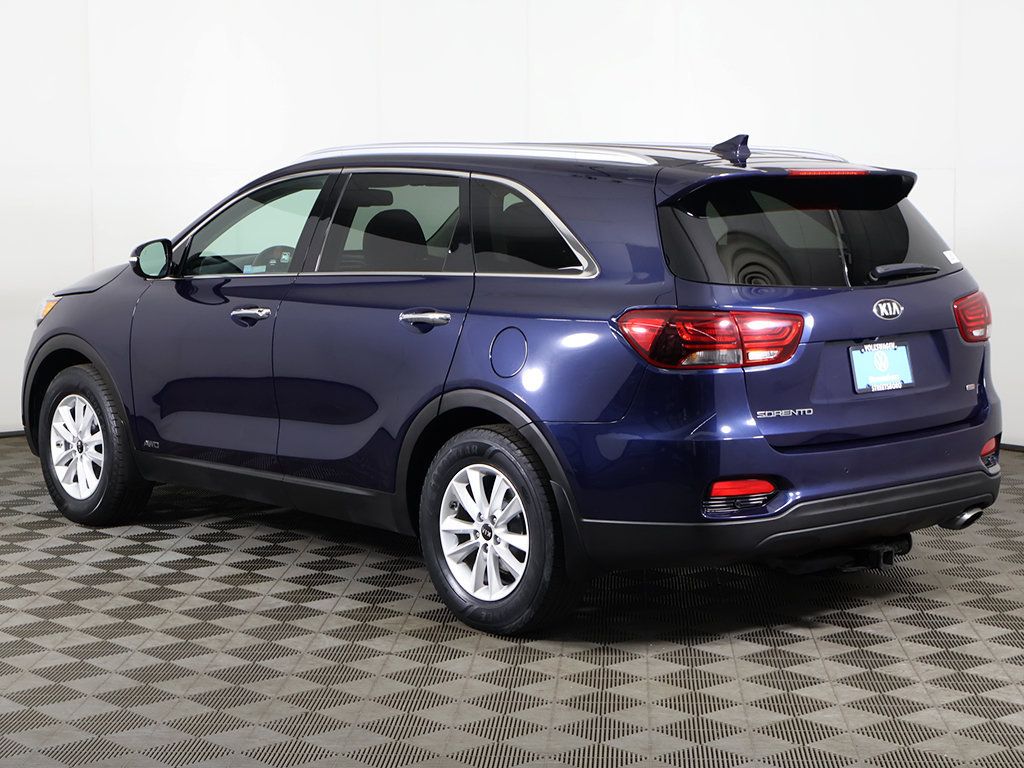 Used 2019 Kia Sorento AWD w/ LX Convenience Package image 9