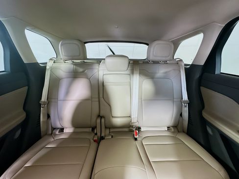 Used 2023 Lincoln Corsair FWD image 30