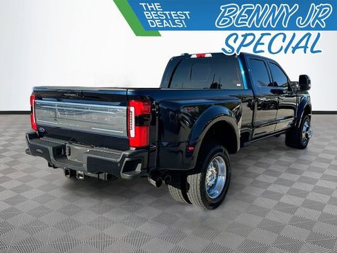 Used 2024 Ford F450 Platinum image 5