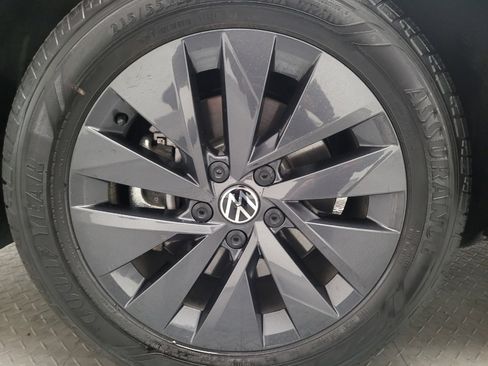 Used 2024 Volkswagen Taos S FWD image 31