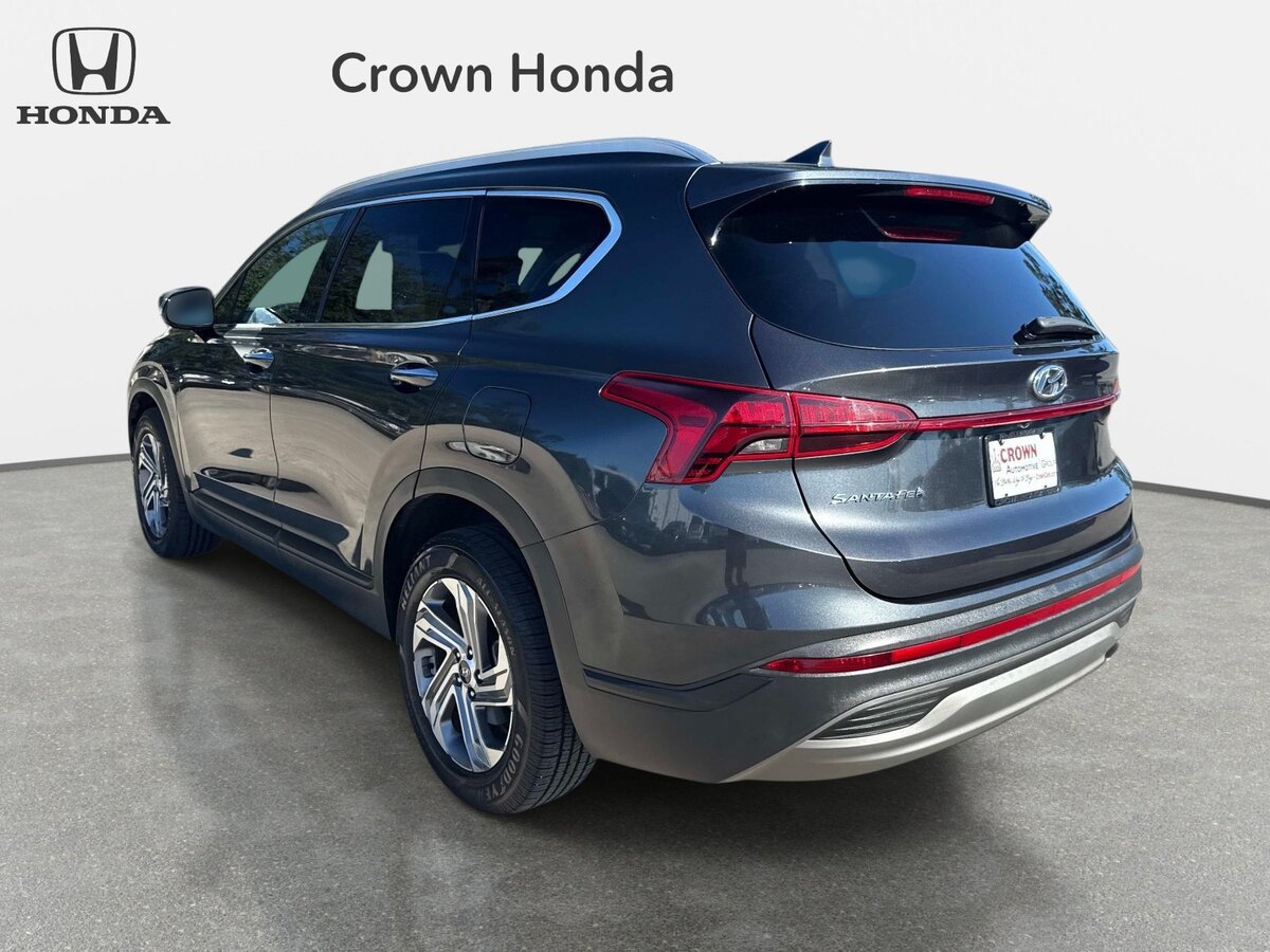 Used 2023 Hyundai Santa Fe SEL FWD image 3
