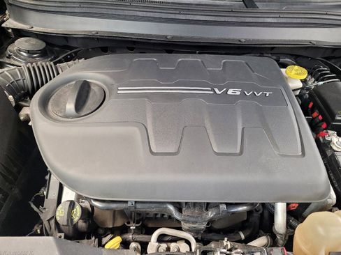Used 2020 Jeep Cherokee Limited AWD/4WD image 30