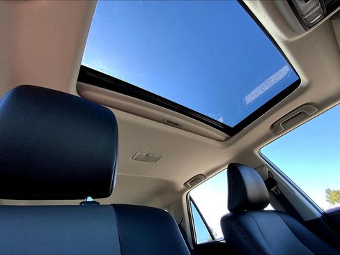 Used 2023 Toyota 4Runner SR5 Premium w/ Moonroof Package RWD image 25