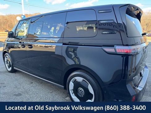 New 2025 Volkswagen ID. Buzz Pro S RWD image 8