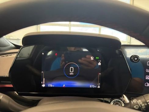 New 2026 Chevrolet Trax RS w/ Sunroof Package FWD image 40