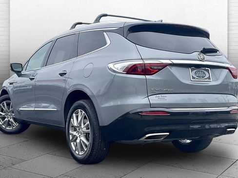 Used 2023 Buick Enclave Essence w/ Experience Buick Package AWD/4WD image 10