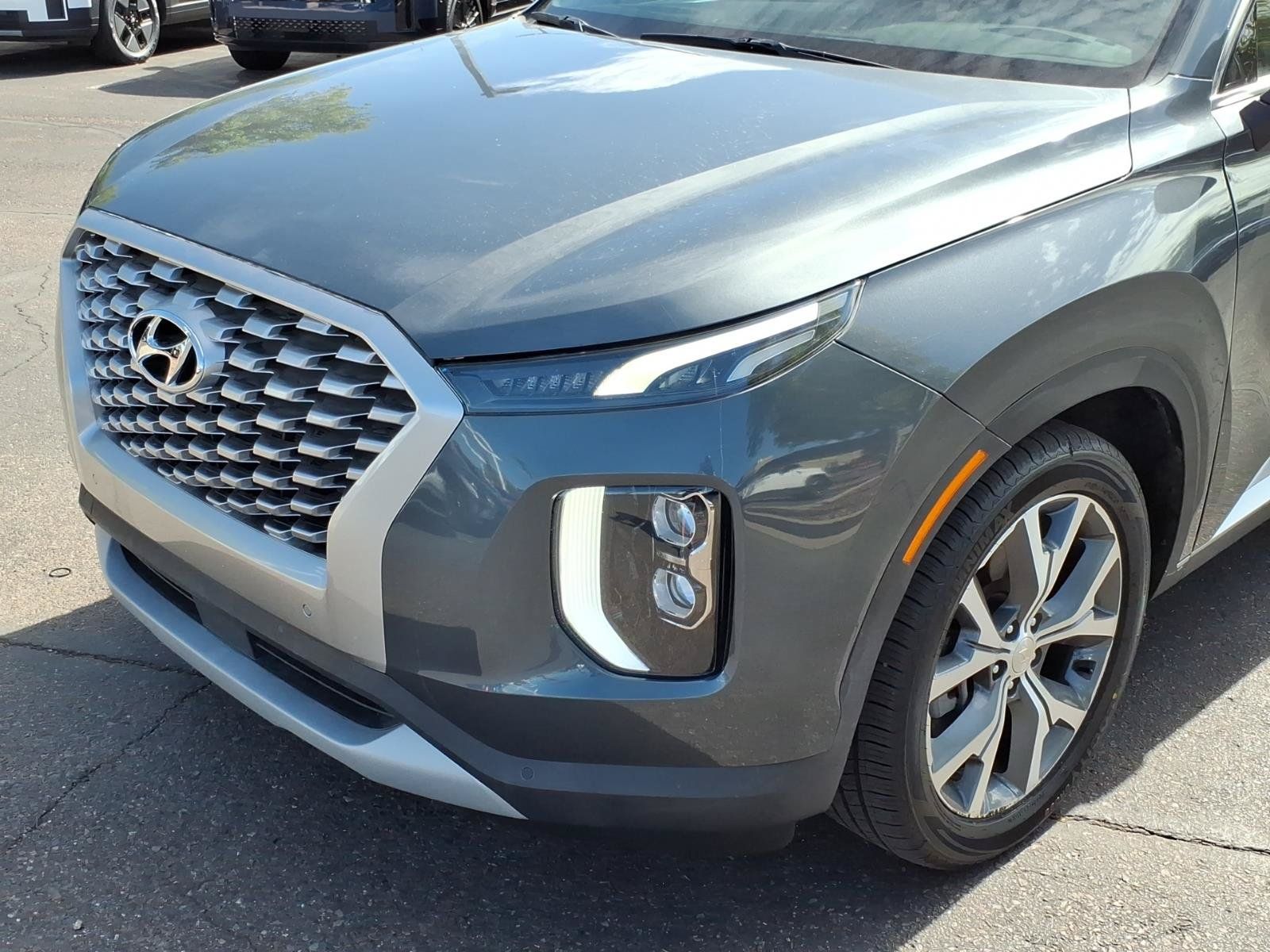 Certified 2022 Hyundai Palisade SEL w/ 8P Bench Seat Package FWD image 8
