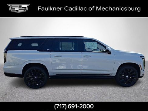 New 2025 Cadillac Escalade ESV Sport Platinum w/ LPO, ONYX Package AWD/4WD image 6