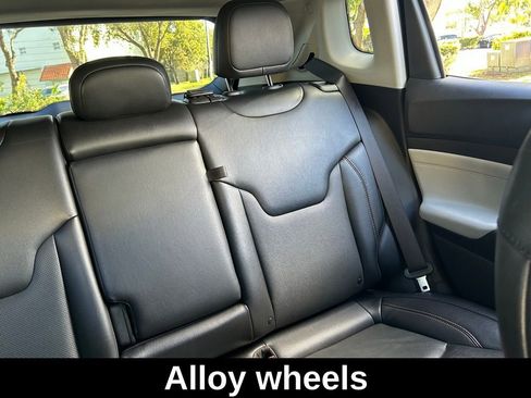 Certified 2022 Jeep Compass Limited image 16