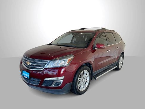 Used 2015 Chevrolet Traverse LT w/ Style and Technology Package image 1