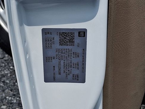 New 2025 Chevrolet Express 3500 w/ Driver Convenience Package image 14