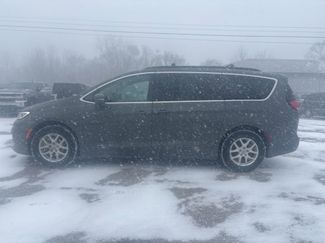 Used 2022 Chrysler Pacifica Touring-L video 2