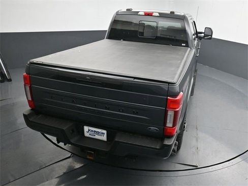 Used 2021 Ford F350 Platinum w/ Tremor Off-Road Package image 27