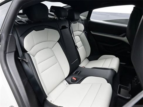 New 2025 Porsche Taycan 4S image 17