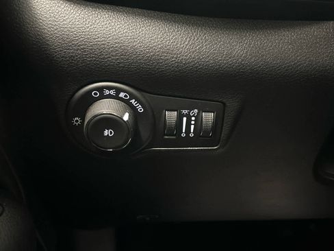 Used 2024 Jeep Compass Trailhawk w/ Trailhawk Elite Group image 21