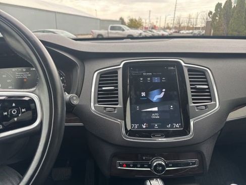 Used 2019 Volvo XC90 T5 Momentum w/ Multimedia Package image 26