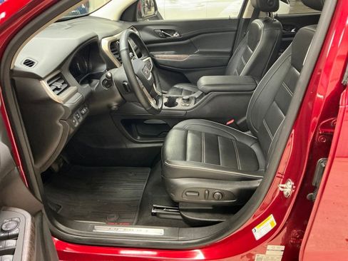 Certified 2023 GMC Acadia Denali w/ Denali Ultimate Package image 17