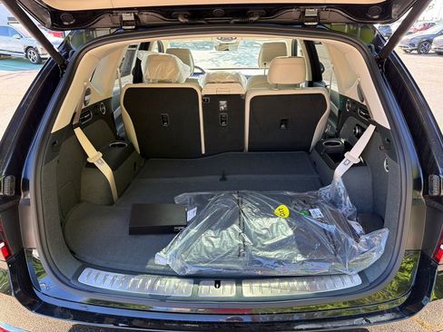 New 2026 Genesis GV80 2.5T Advanced image 18