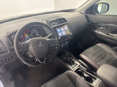 Used 2022 Mitsubishi Outlander Sport SE image 16