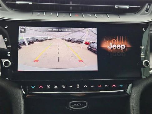 New 2026 Jeep Grand Cherokee L Limited RWD image 12