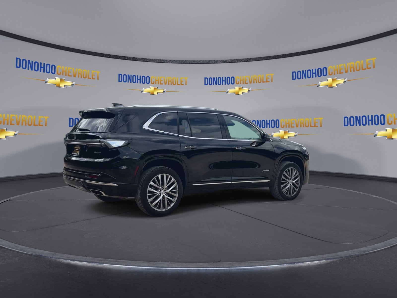 Used 2026 Buick Enclave Avenir w/ Super Cruise Package FWD image 11