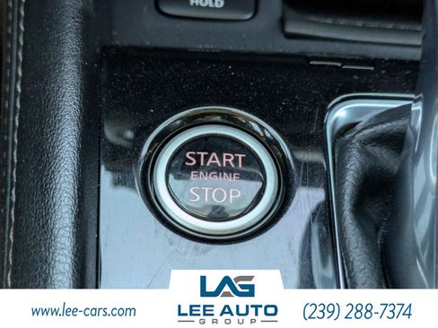 Used 2021 Nissan Kicks SR image 24