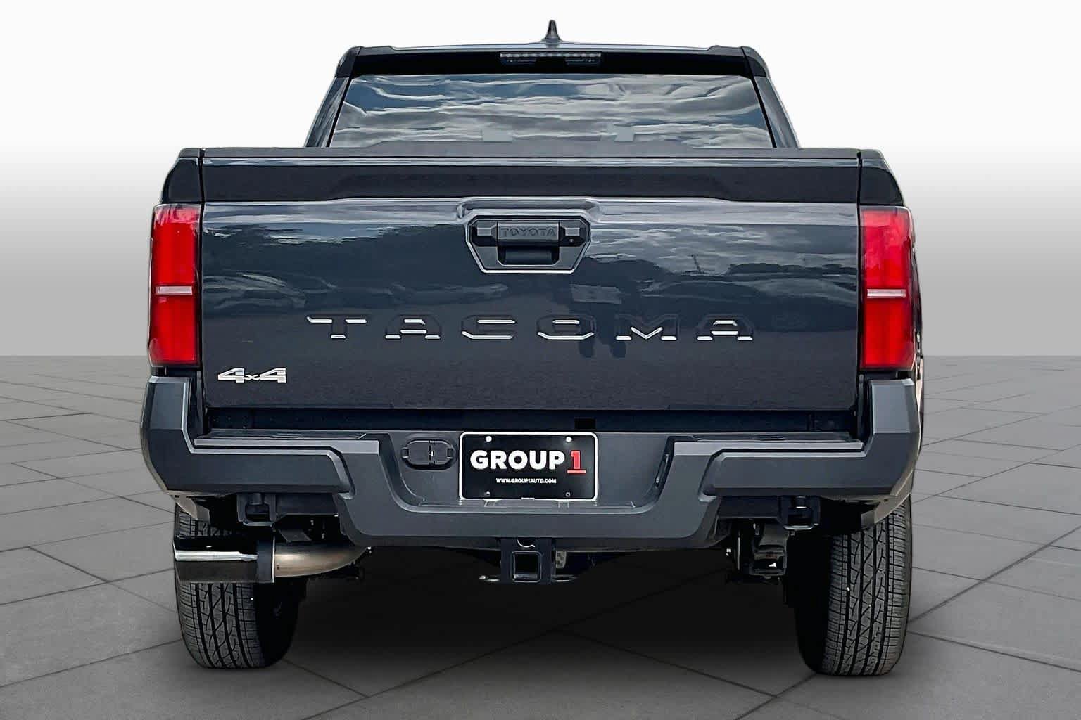 Used 2026 Toyota Tacoma SR AWD/4WD image 5
