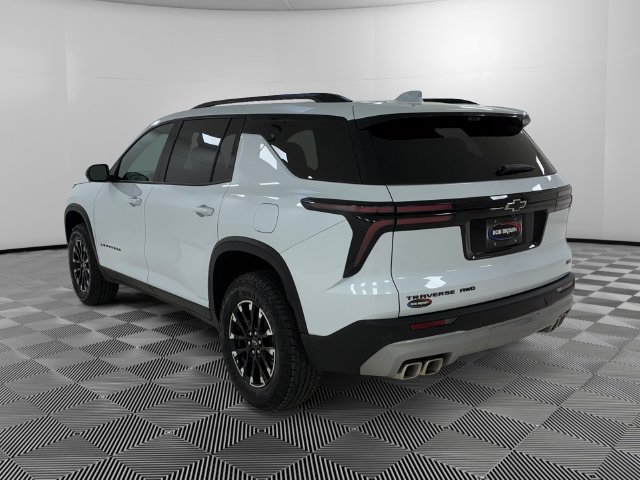 Certified 2026 Chevrolet Traverse Z71 w/ Driver Confidence Package AWD/4WD image 3