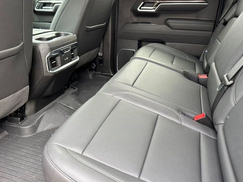 Used 2025 Chevrolet Silverado 1500 LTZ w/ LTZ Premium Package AWD/4WD image 13