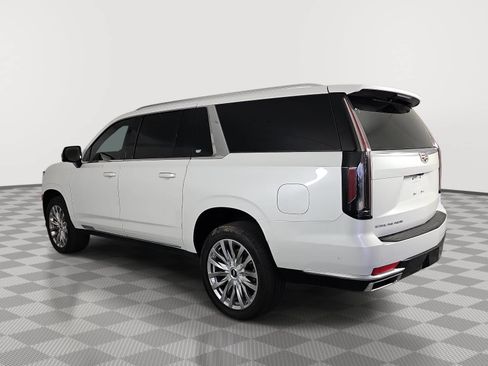 Used 2021 Cadillac Escalade ESV Premium Luxury AWD/4WD image 6