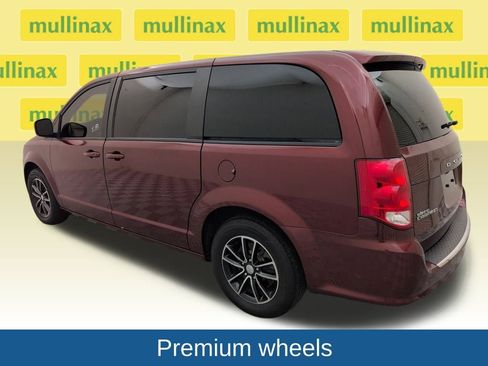 Used 2019 Dodge Grand Caravan GT image 9