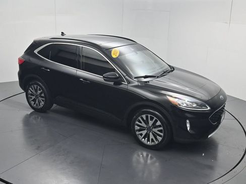Used 2020 Ford Escape Titanium AWD/4WD image 48