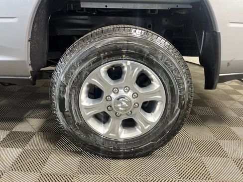 Used 2024 RAM 2500 Big Horn AWD/4WD image 11
