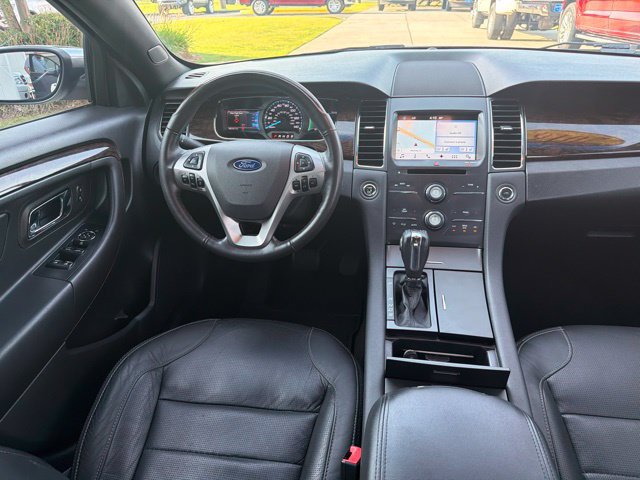 Used 2016 Ford Taurus Limited FWD image 14