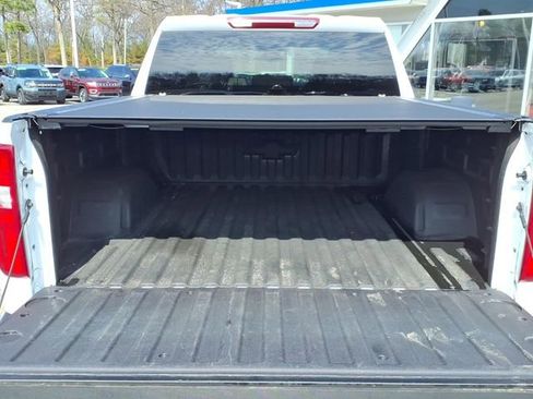 Used 2025 Chevrolet Silverado 1500 RST w/ Z71 Off-Road Package AWD/4WD image 22
