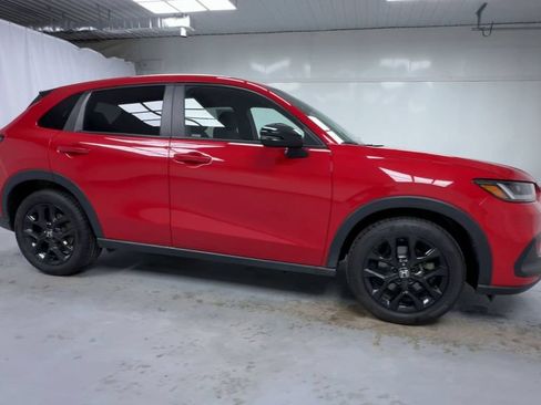 Certified 2024 Honda HR-V Sport image 9