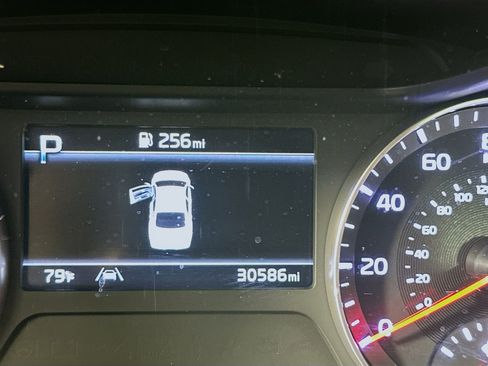Used 2022 Kia Forte LXS FWD image 18