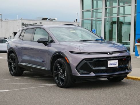 Used 2024 Chevrolet Equinox EV RS FWD image 23