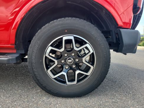 Used 2023 Ford Bronco Outer Banks AWD/4WD image 8