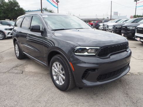 New 2025 Dodge Durango GT image 4