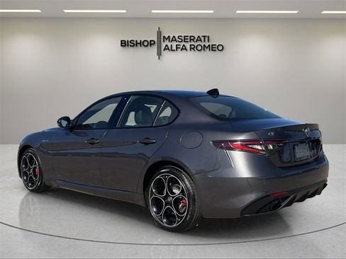 New 2025 Alfa Romeo Giulia image 5