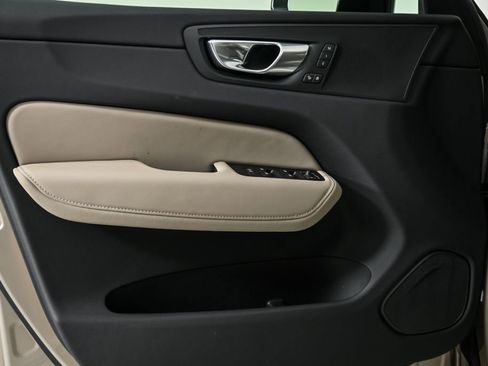 New 2026 Volvo XC60 B5 Core image 8