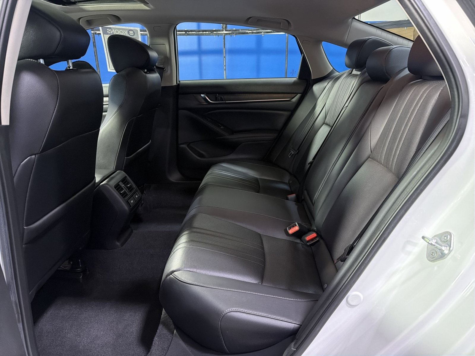 Used 2021 Honda Accord Touring image 28