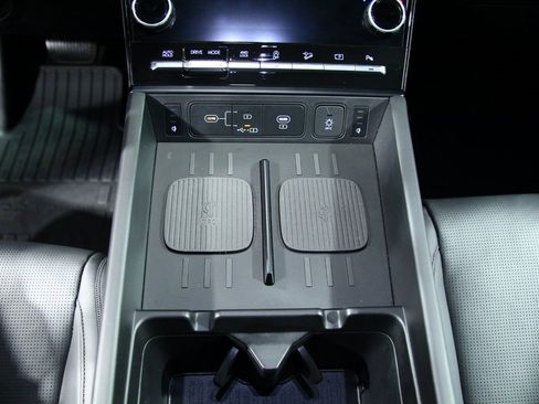 Used 2024 Hyundai Santa Fe Calligraphy image 22