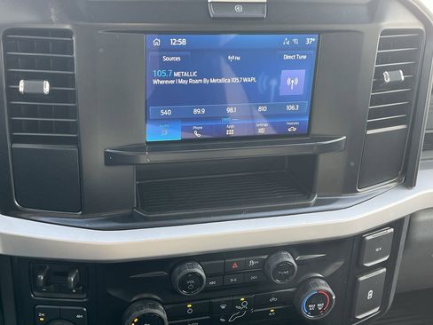 New 2025 Ford F550 4x4 SuperCab Super Duty image 16