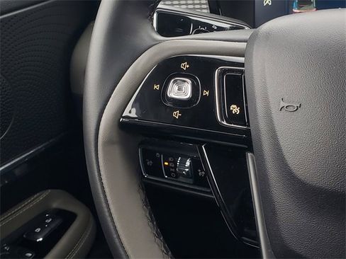 Certified 2023 Lincoln Corsair FWD w/ Equipment Group 101A image 15