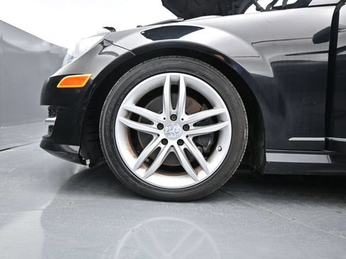 Used 2013 Mercedes-Benz C 300 4MATIC Sedan image 24